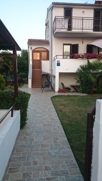 Apartment Devcic Poreč Eksteriør bilde